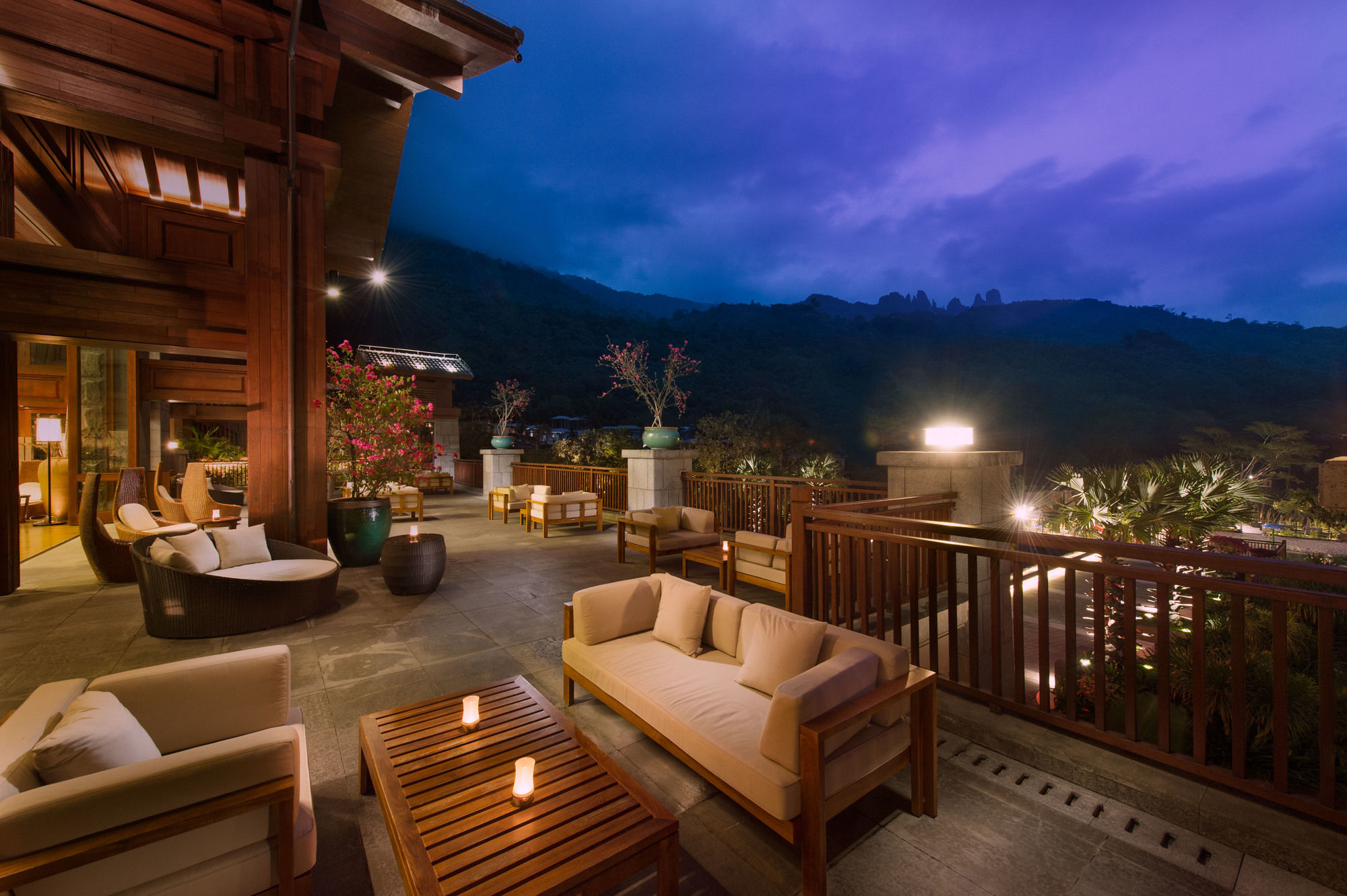 Doubletree Resort By Hilton Hotel Hainan - Qixianling Hot Spring Baoting Eksteriør billede