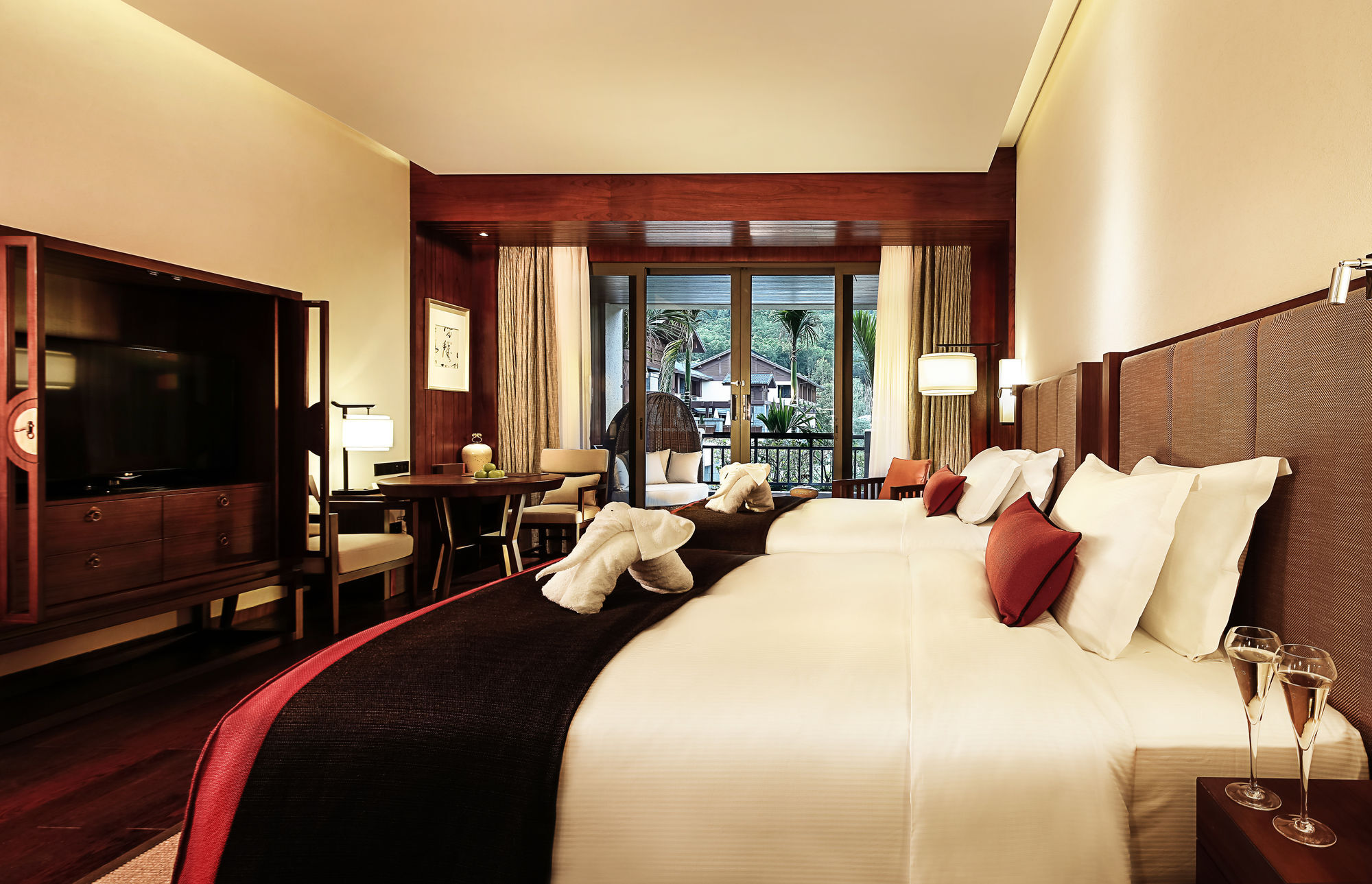 Doubletree Resort By Hilton Hotel Hainan - Qixianling Hot Spring Baoting Eksteriør billede