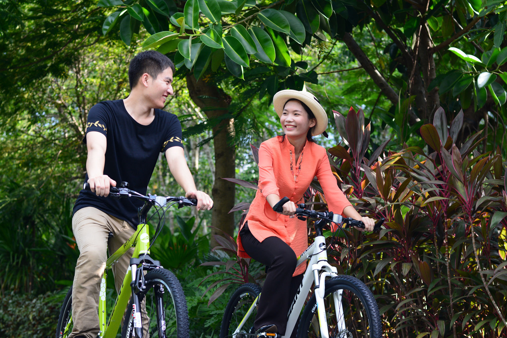 Doubletree Resort By Hilton Hotel Hainan - Qixianling Hot Spring Baoting Eksteriør billede